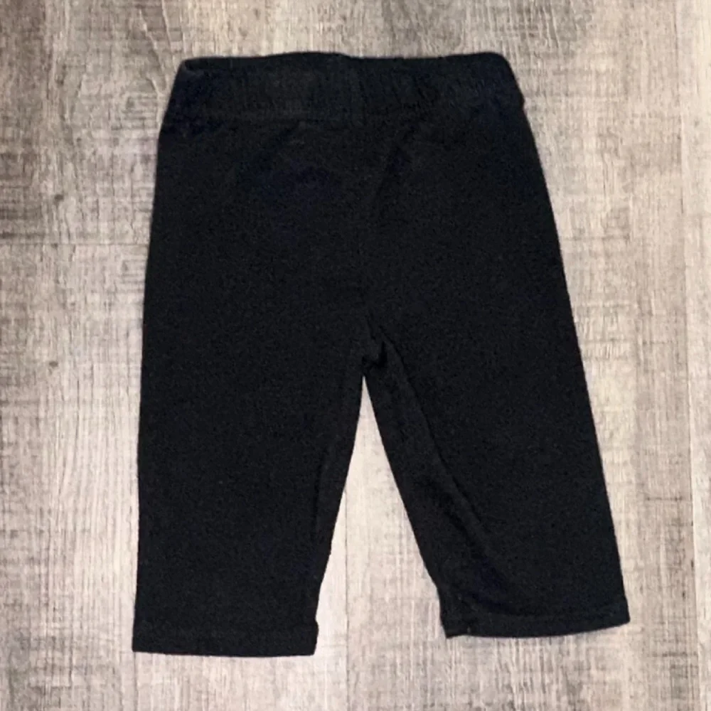 💞 Baby & Toddler Size 18 Months Black Knit Capri Leggings
